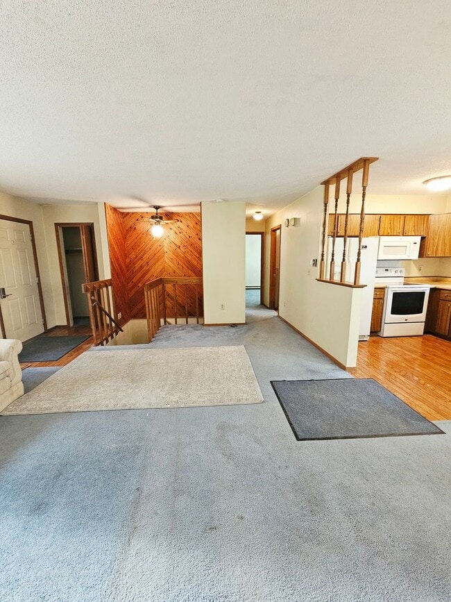 Photo - 908 Antares Ct