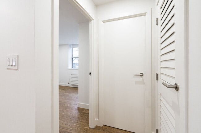 Photo - 457 Marlee Ave Unit 208
