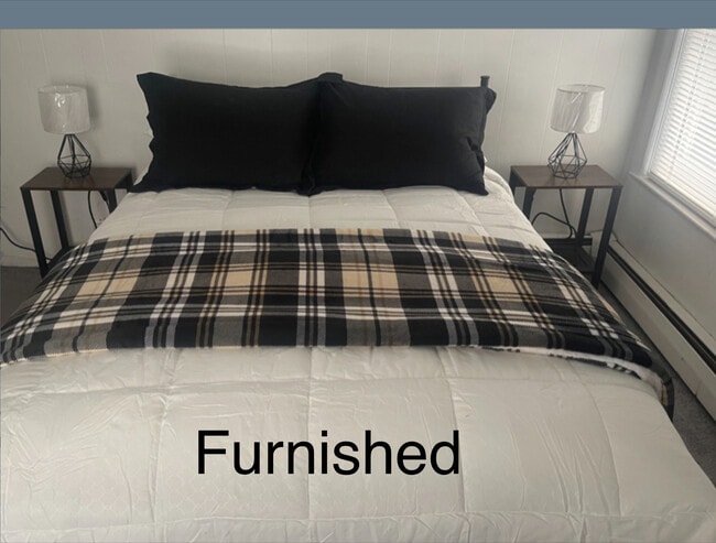 Building Photo - 1101 7th Ave Unit Cheaperthanamotel