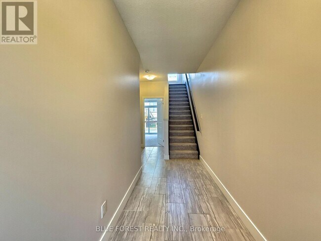 Photo - 2112 Meadowgate Blvd