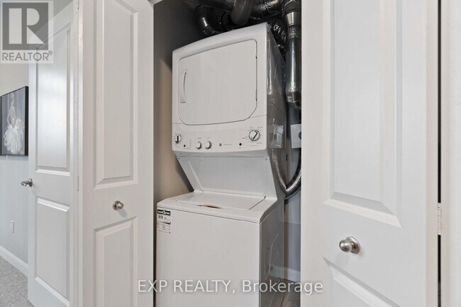 Photo - 208 Pine Hill Rd