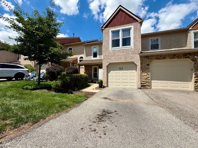 Building Photo - Stunning 3-Bedroom Townhome Nestled in Andorra Woods! Available mid-August!