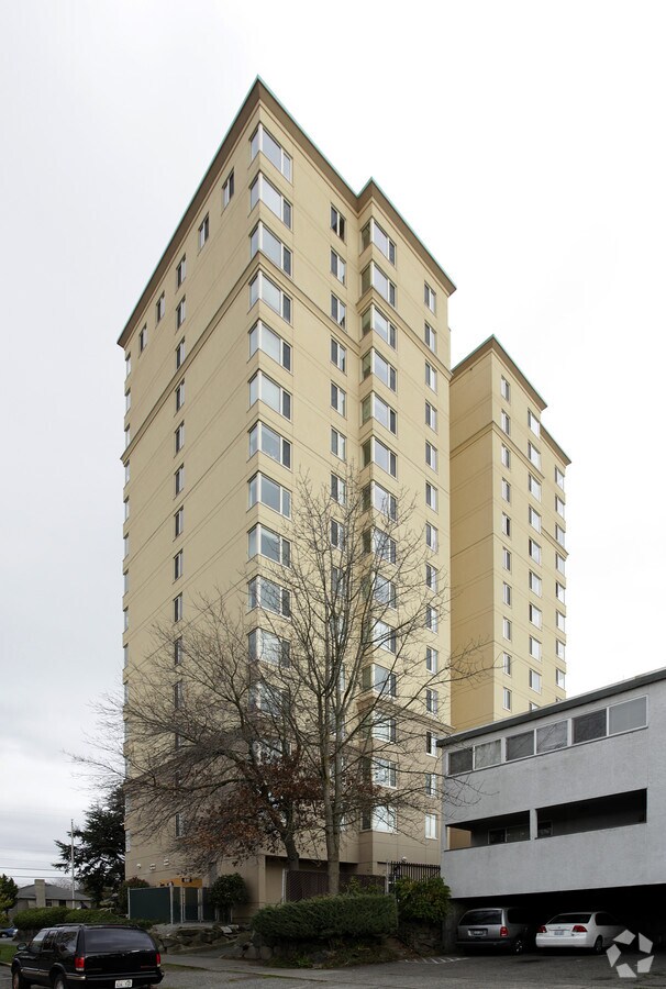 Photo - Beacon Tower Apartments