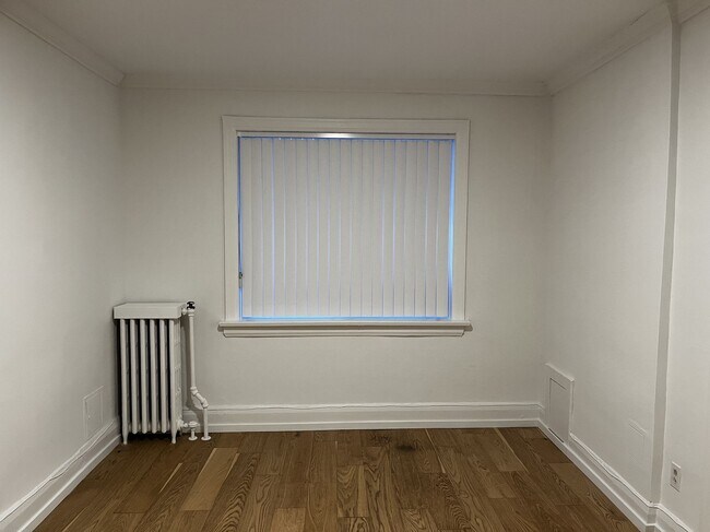 Photo - 143 Arlington Ave Unit 6
