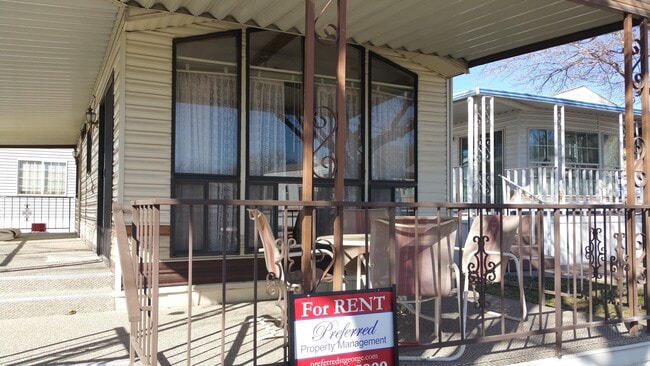 Photo - 1 BD 1 BR Trailer