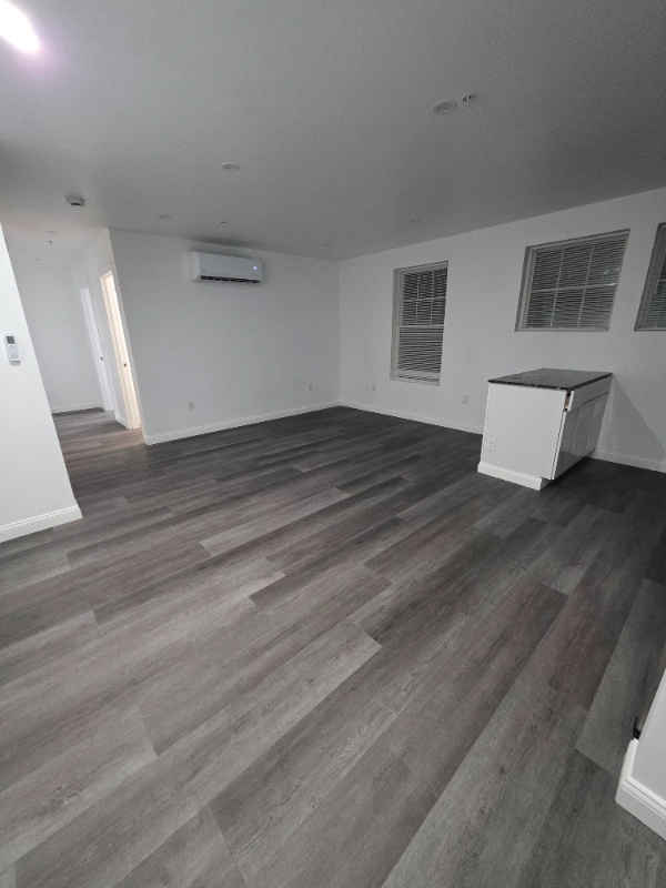 Building Photo - 222 Cross St