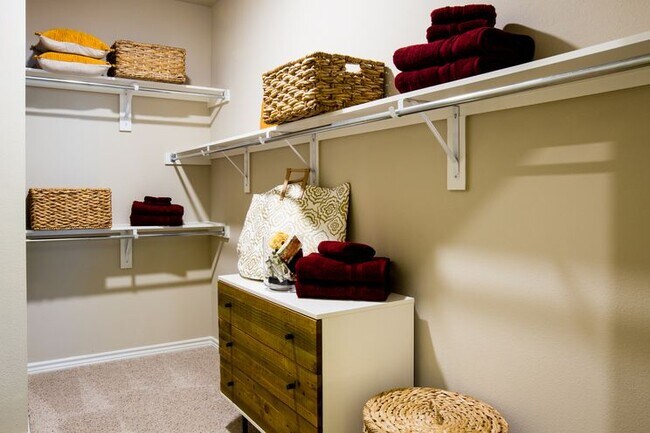 Photo - 13010 Ridgeline Blvd Unidad 3206