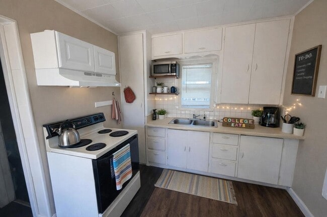 Photo - 2220 20th St