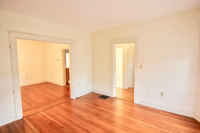 Photo - 187 Parsons St Unit 187