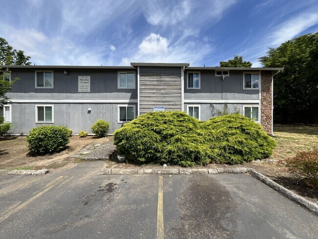 Photo - Spacious Corner Apartment with Three Bedrooms, Open Living Space & Modern Kitchen Unit 7719
