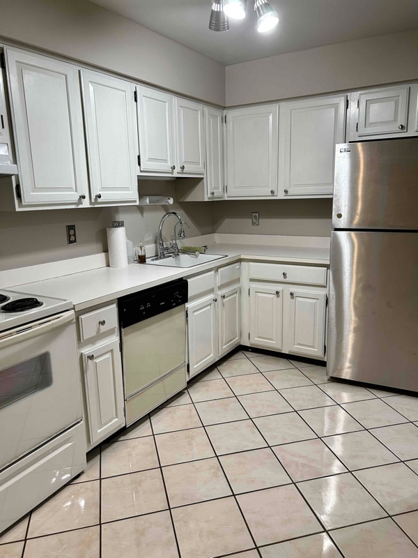 Photo - 30445 W 14 Mile Rd