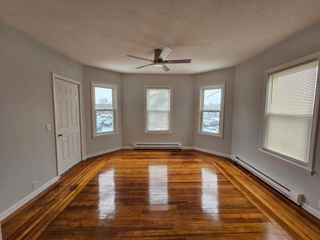 Photo - 77 Dunham St Unit Dunham st 2nd floor