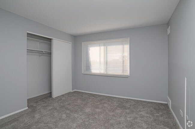 1 BR, 1 BA - Bedroom - Brittany Square