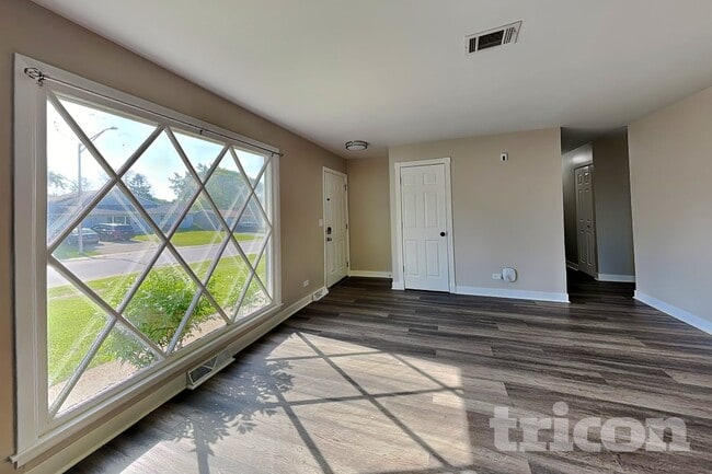 Photo - 15202 Highland Ave