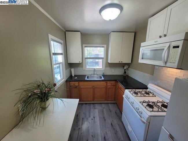 Photo - 650 Dave Brubeck Way Unit 7