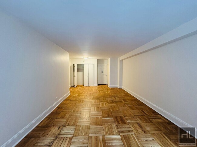 Photo - East 79th Street Unidad 2D