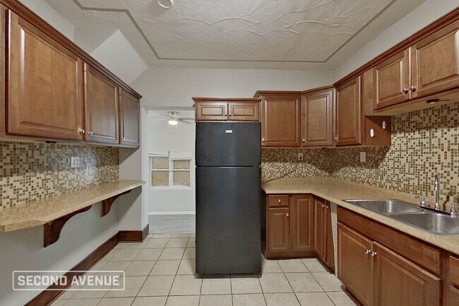 Photo - 1826 Greenwood Ave