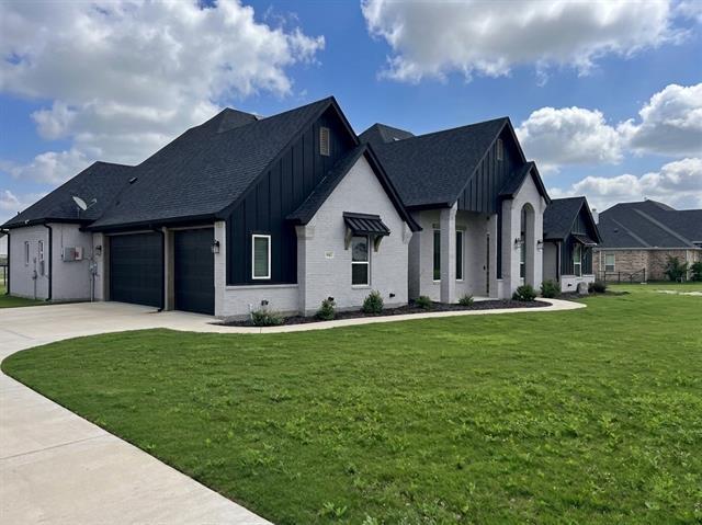 Photo - 252 Harvard Ln