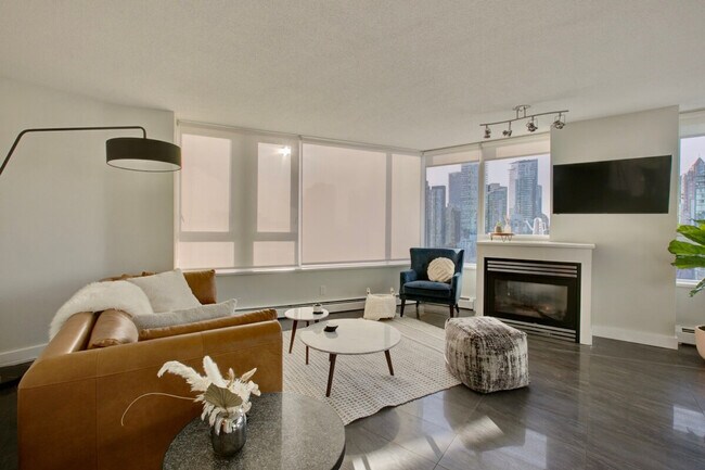 Photo - 1383 Marinaside Crescent Unit ID1345532P