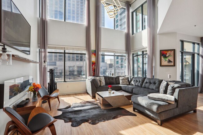 Photo - Atlantic Station Luxury Unit 10206,