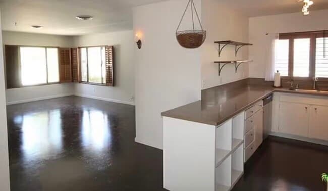 Photo - 1480 E Palm Tree Dr Unit none