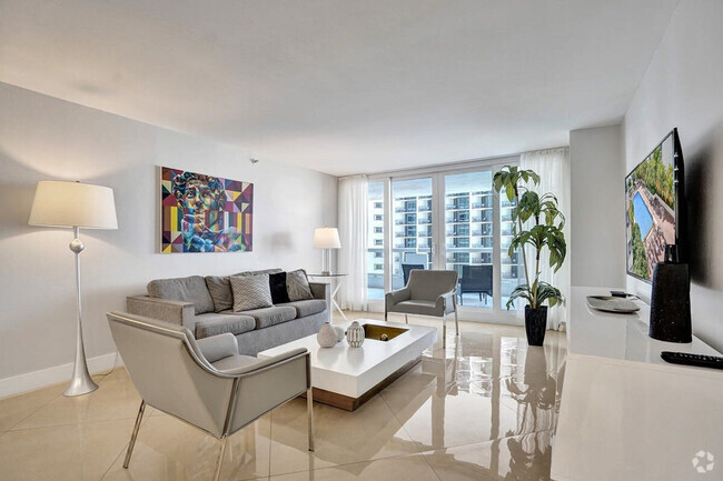 Building Photo - 1717 N Bayshore Dr Unit ID1054101P Rental