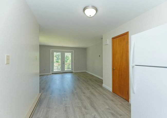 Photo - 6067 Veeder Rd Unit Apartment B