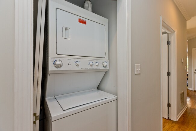 Photo - 2715 N Sawyer,-2 Unit 2