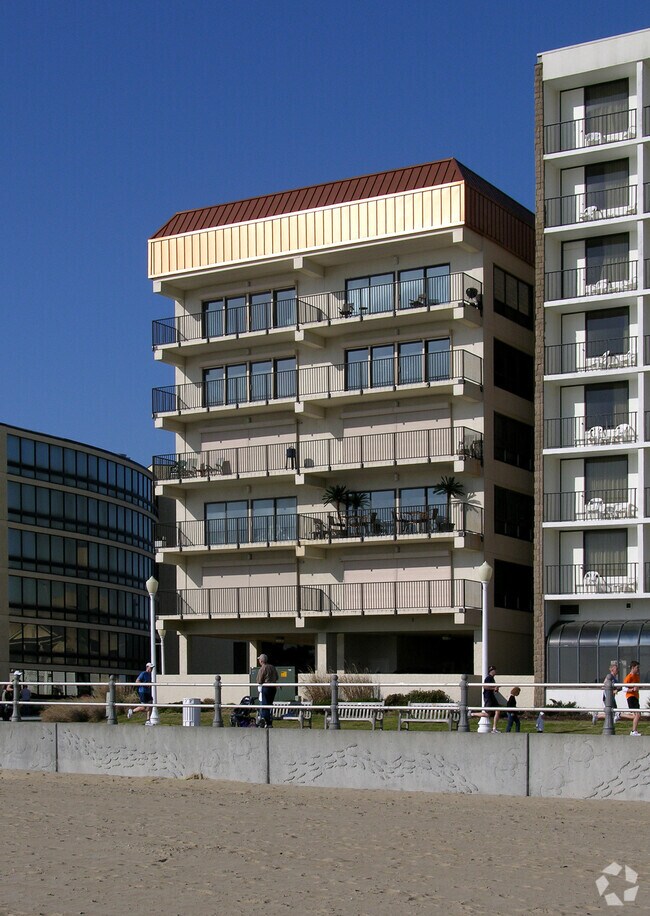 From the beach to the northeast - Seascape Condominium