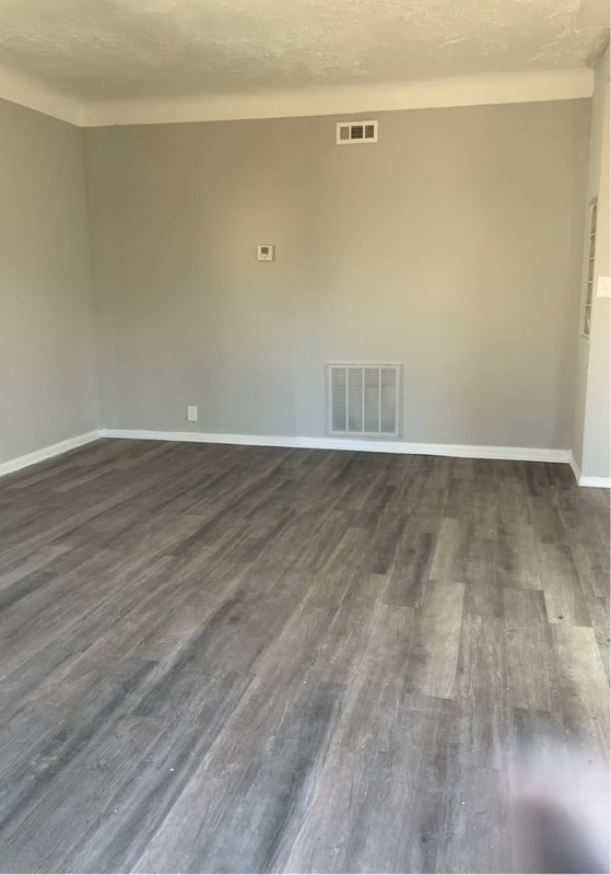 Photo - 3449 E 71st St