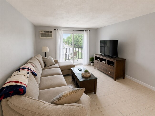 Photo - 9 Kenmar Dr Unit 13