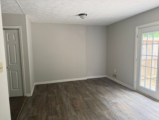 Photo - 208 Highland Park Dr Unit 210