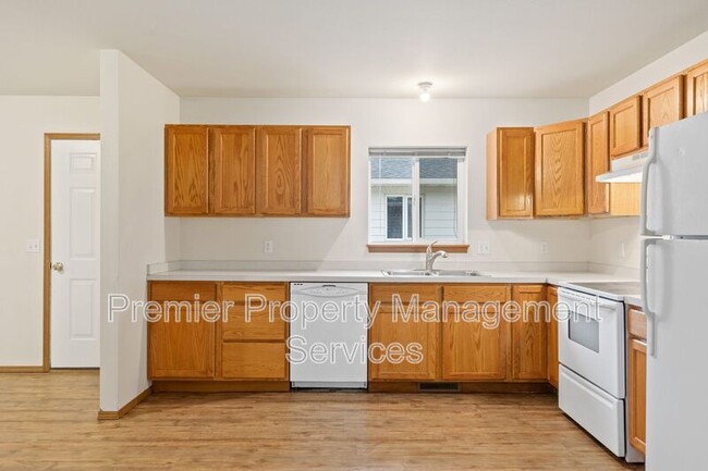 Photo - 408 Rice Ln
