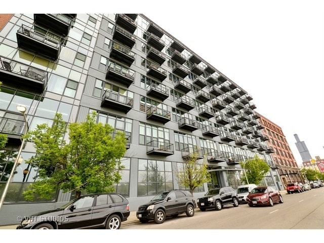 1224 w van buren, unit 216 - 1224 W Van Buren St Unit 216