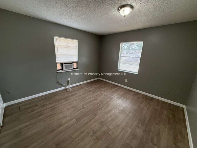 Photo - 8218 N Elmer St Unit B