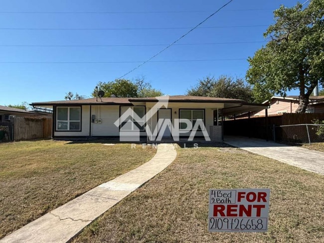 Building Photo - 411 Yolanda Dr