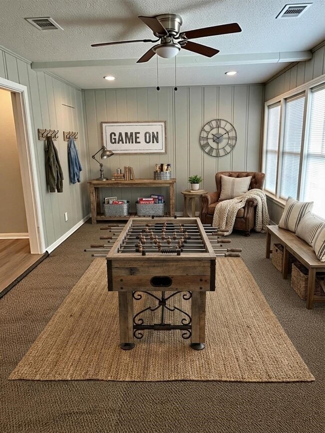 Photo - 6634 Cresthill St