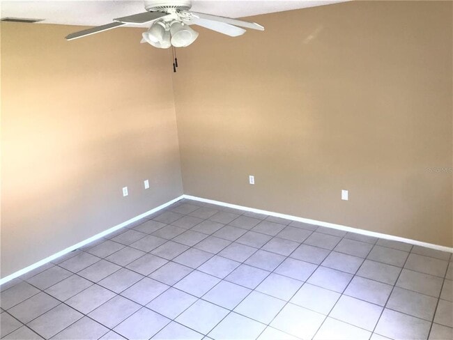 Photo - 3115 35th Ave W