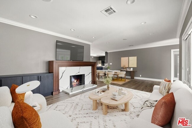 Photo - 2011 Stearns Dr