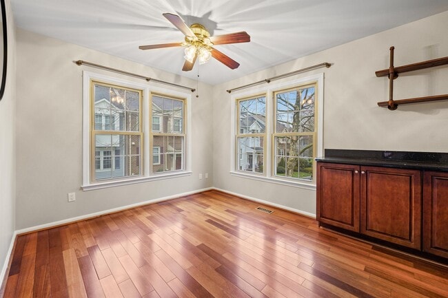 Photo - 8852 Thomas Lea Terrace