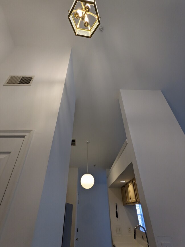 Photo - 13101 Briarcliff Ter Unit #9-911