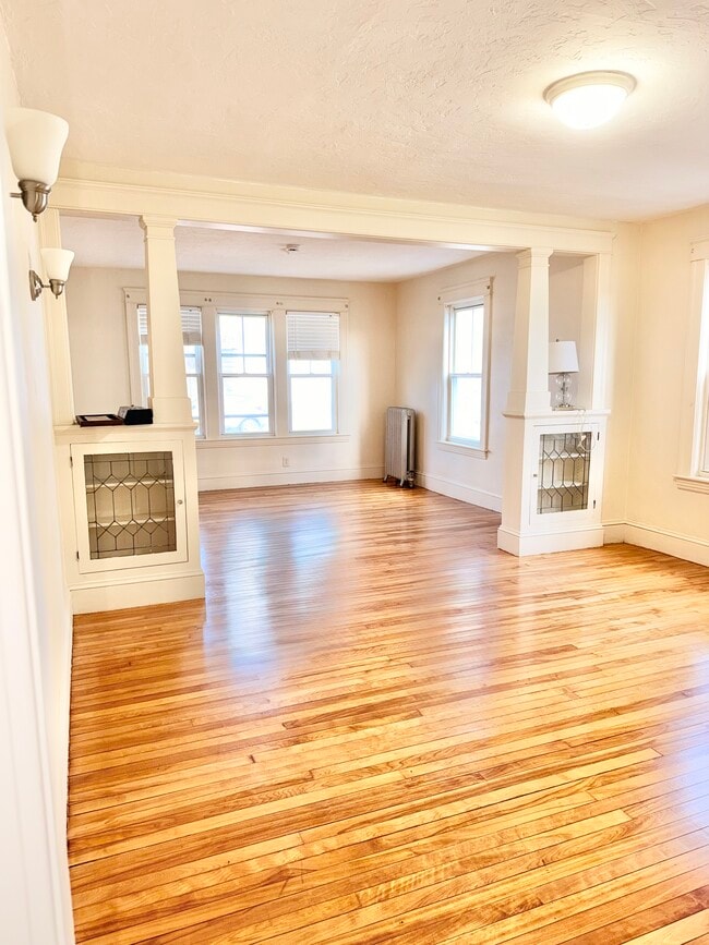 Photo - 52 Fairfax Rd Unit 1