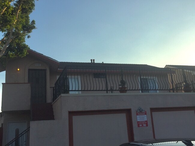 Photo - 4440 154th St Unit 1/4
