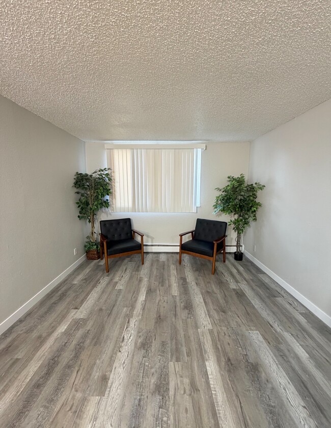 Photo - Marmont Springs Apartments