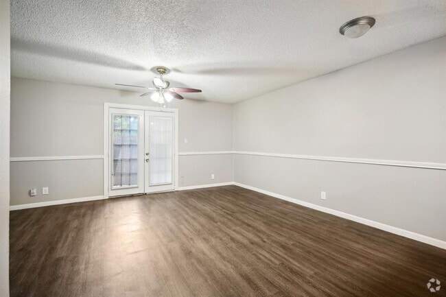 Building Photo - 1302 Parker Ln Unit 103 Rental