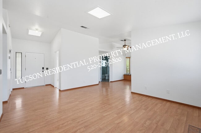 Photo - 2531 W Glenbrook Way