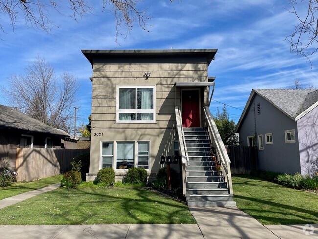 Building Photo - 3021 U St Unit 3021 U Street #B Rental