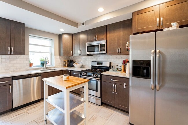 Photo - Point Breeze 2 Bedroom, 2.5 Bathroom Home