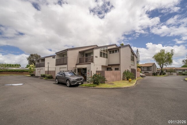Building Photo - 95-025 Hokuiwa St
