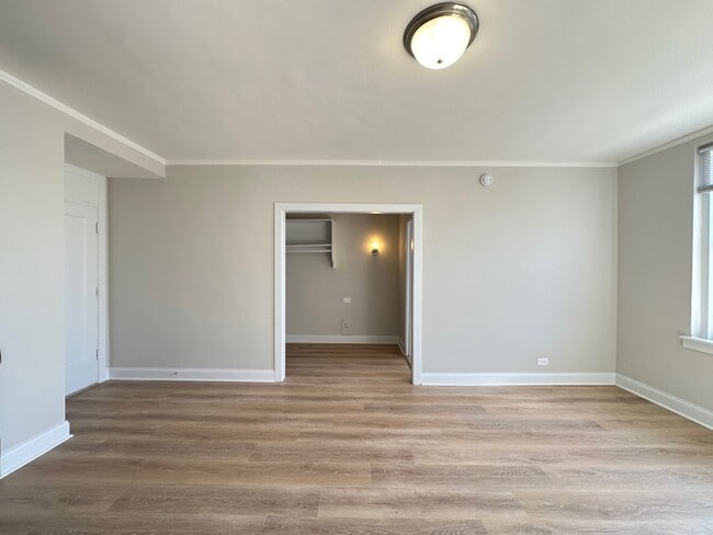 Photo - 3335 W Diversey Ave Unit 903